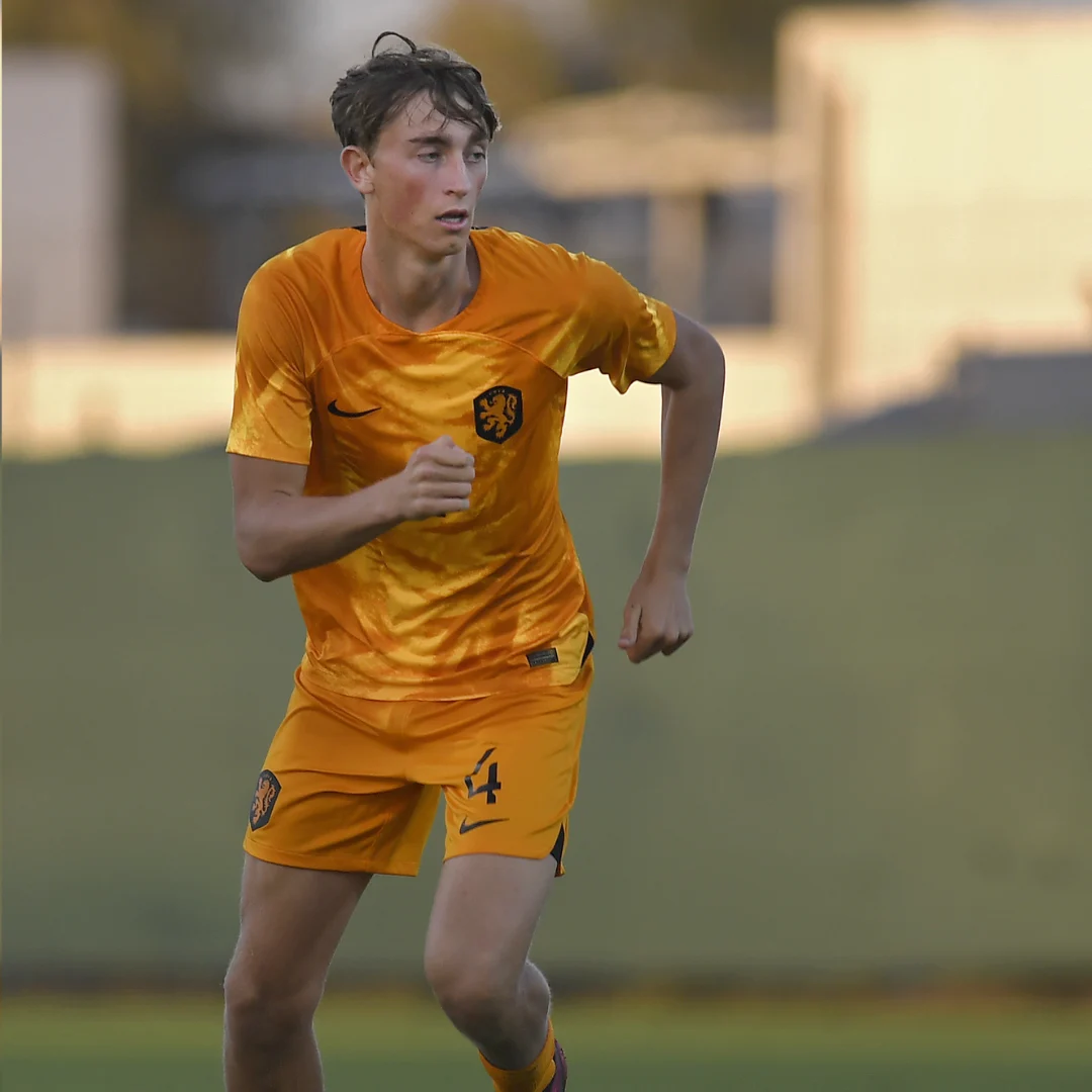 زندگی شخصی دین هویسن - آرسنال زندگی شخصی دین هویسن