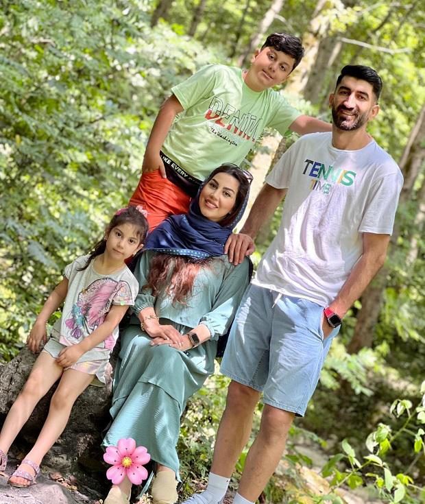 Photo of Alireza Beiranvand and his wife