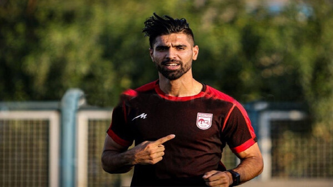 والپیپر رضا اسدی فوتبالی