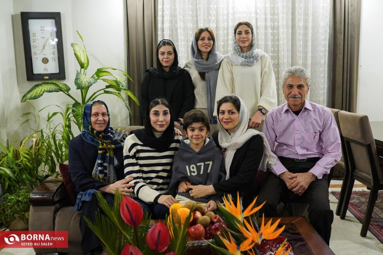 عکس ناهید کیانی و مادرش