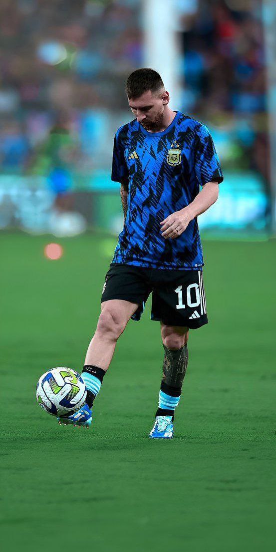 تصویر لیونل مسی 