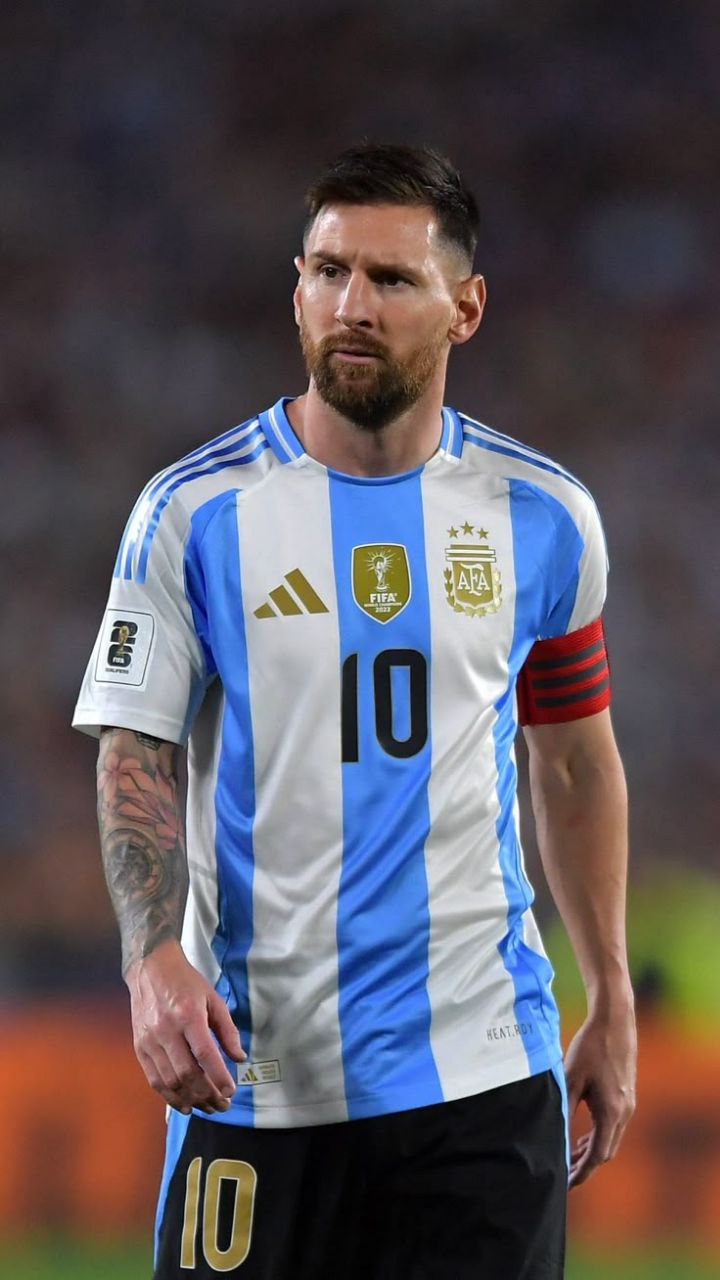 عکس مسی از نزدیک