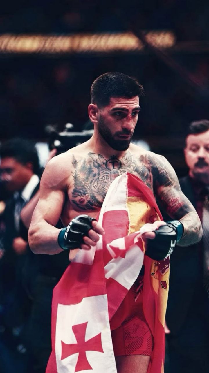 والپیپر ایلیا توپوریا کشتی 2025 